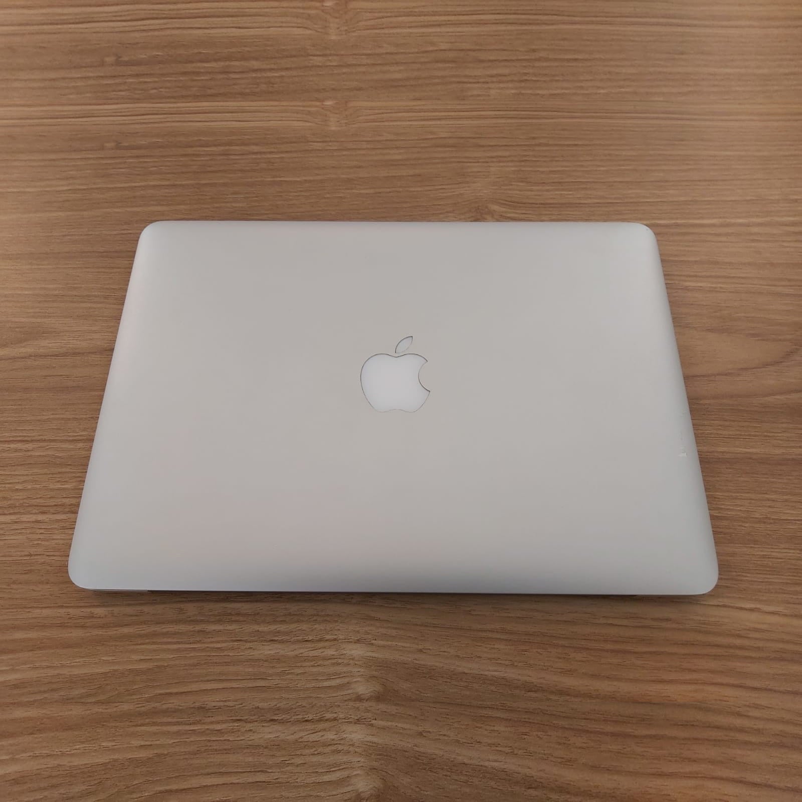 Apple MacBook Pro 13 i5 Laptop (Used Just Like New)