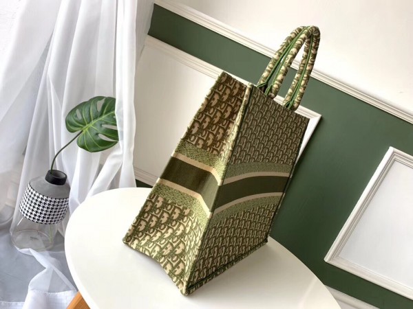 Dior Book Tote Bag In Green Oblique Canvas