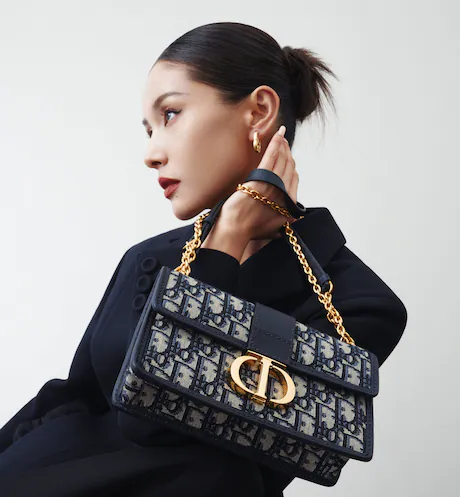 30 MONTAIGNE EAST-WEST BAG WITH CHAIN Blue Dior Oblique Jacquard