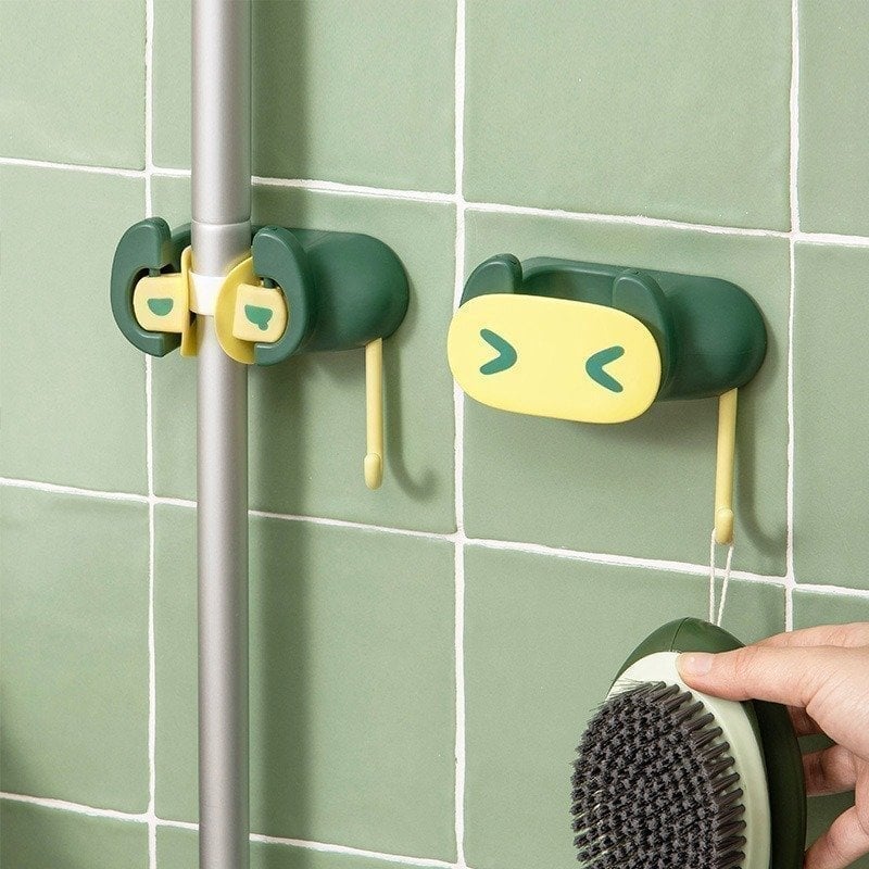🔥(Last Day Promotion - 50% OFF)Wall Mounted Mop Organizer-Buy 5 Get Extra 3 Free & Free Shipping(Save $30 Only Today!)