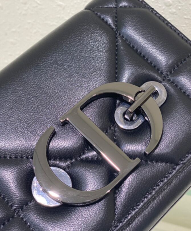 Dior 30 Montaigne Box Bag With Handle Black