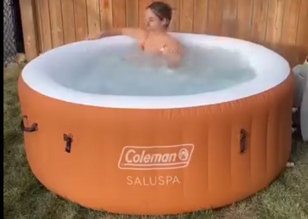 Spa inflable portátil con bañera de hidromasaje